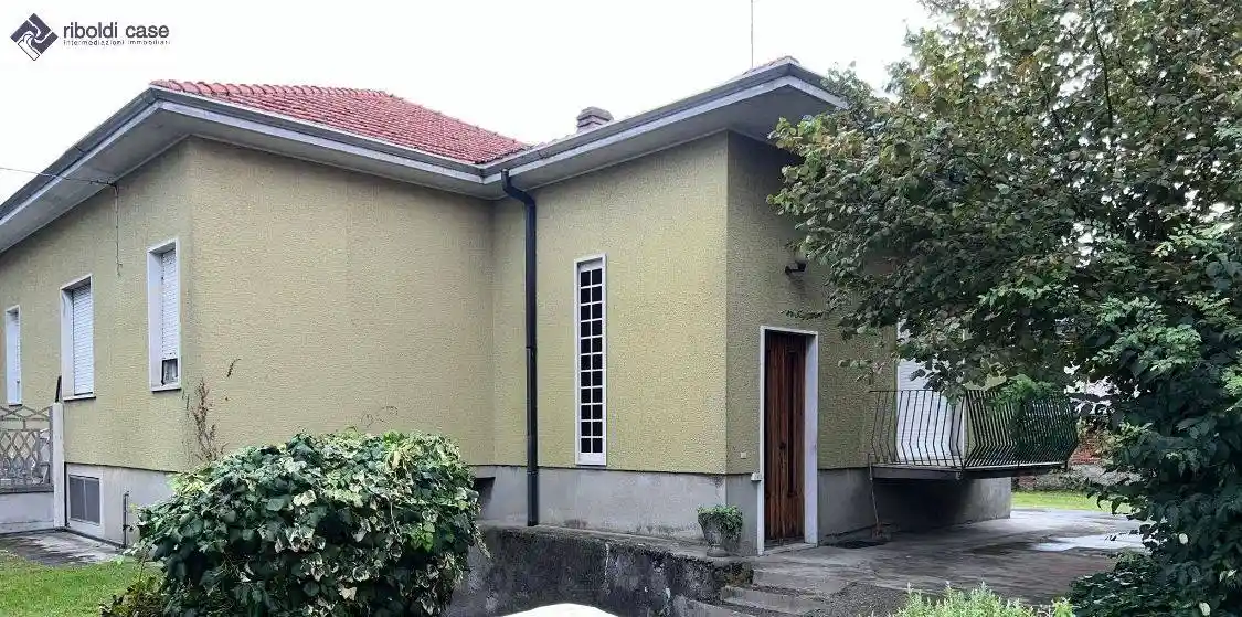 Villa in vendita a Busto Arsizio