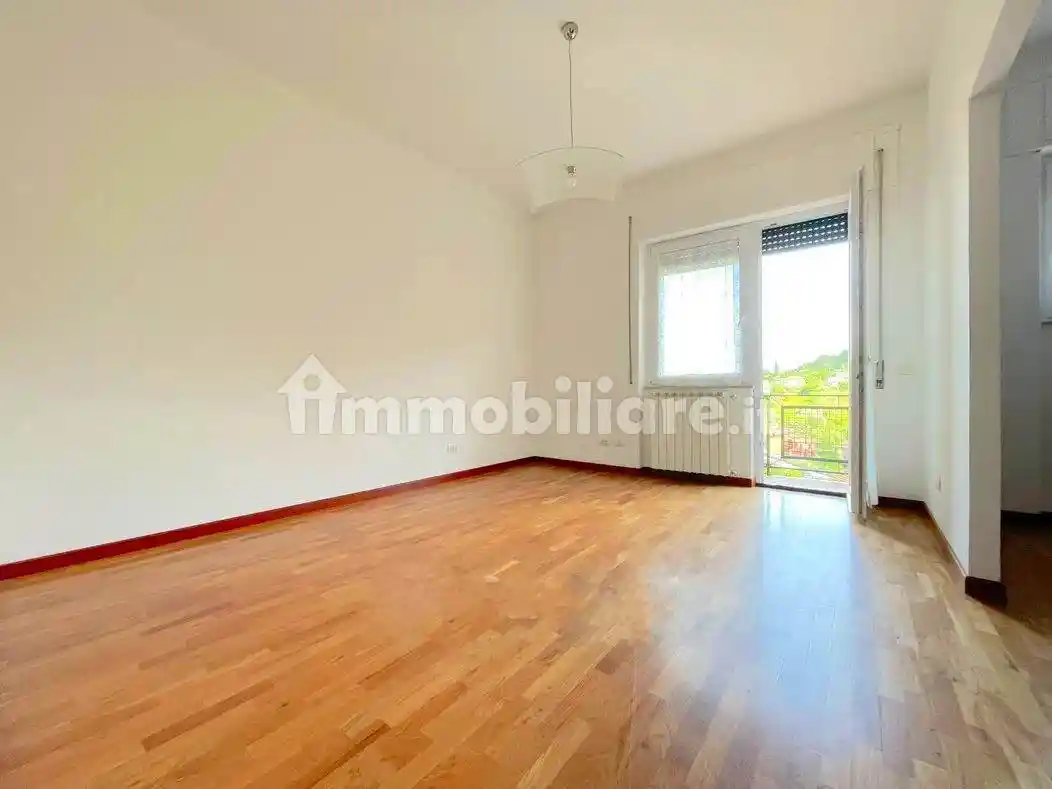 Appartamento in vendita a Ameglia