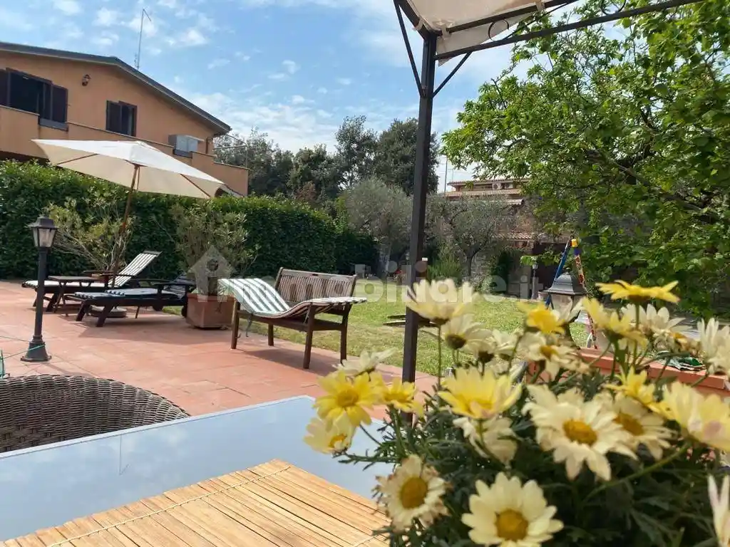 Villa plurifamiliare via Poggio Ameno 66, Poggio Fiorito, Guidonia Montecelio - foto 3