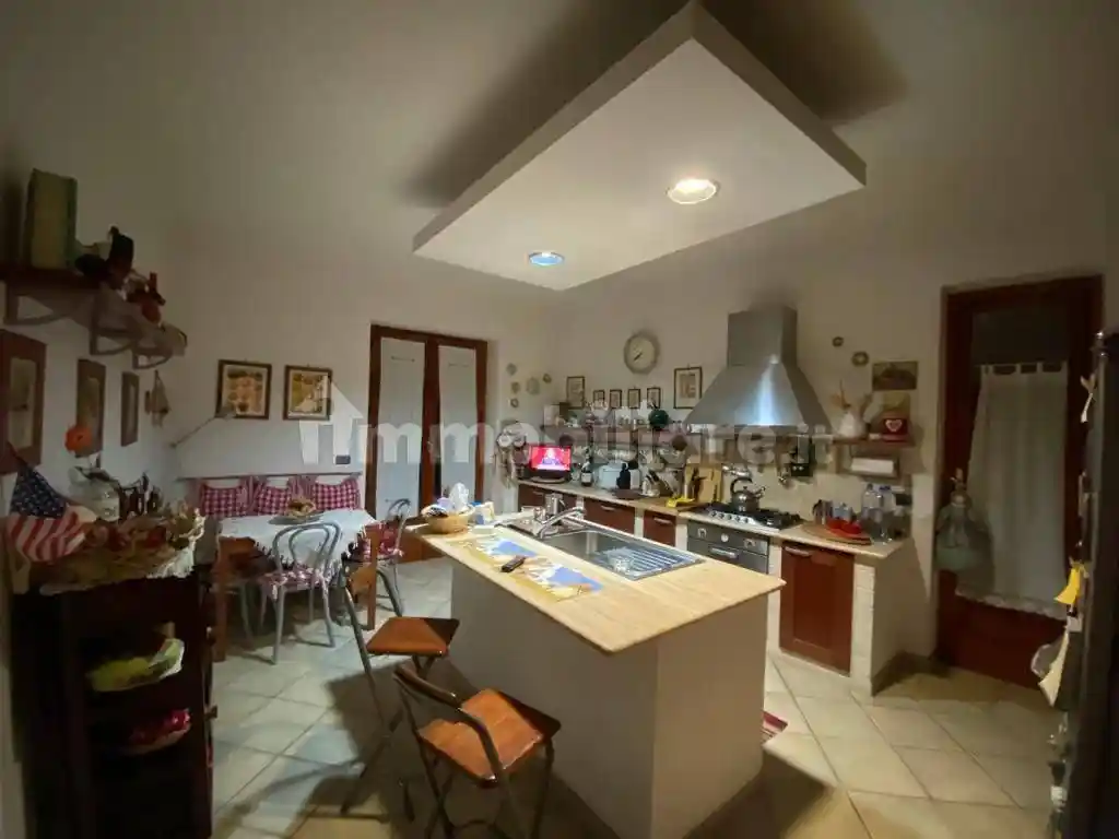 Villa plurifamiliare via Poggio Ameno 66, Poggio Fiorito, Guidonia Montecelio - foto 4