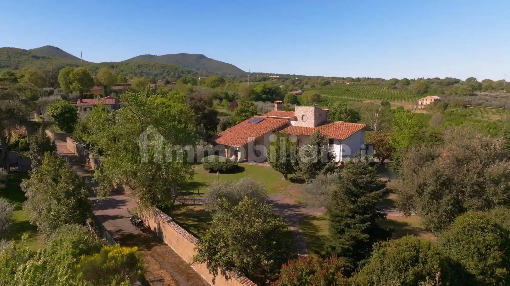 Villa in affitto a Viterbo