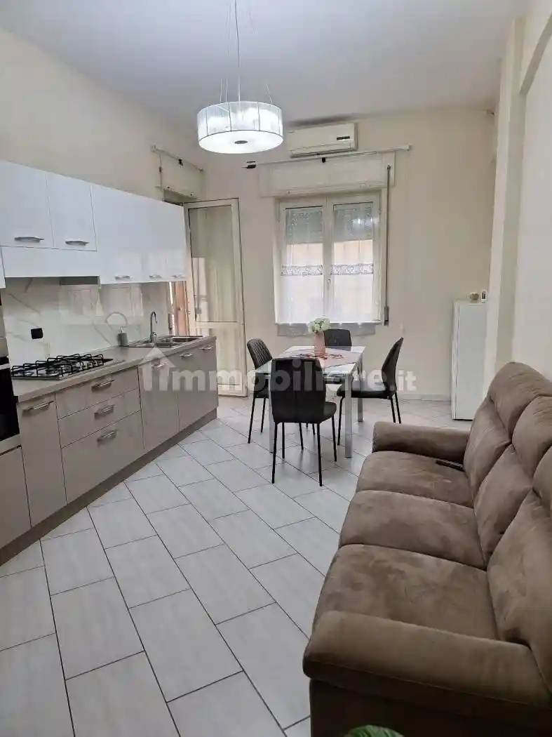 Appartamento in affitto a Napoli