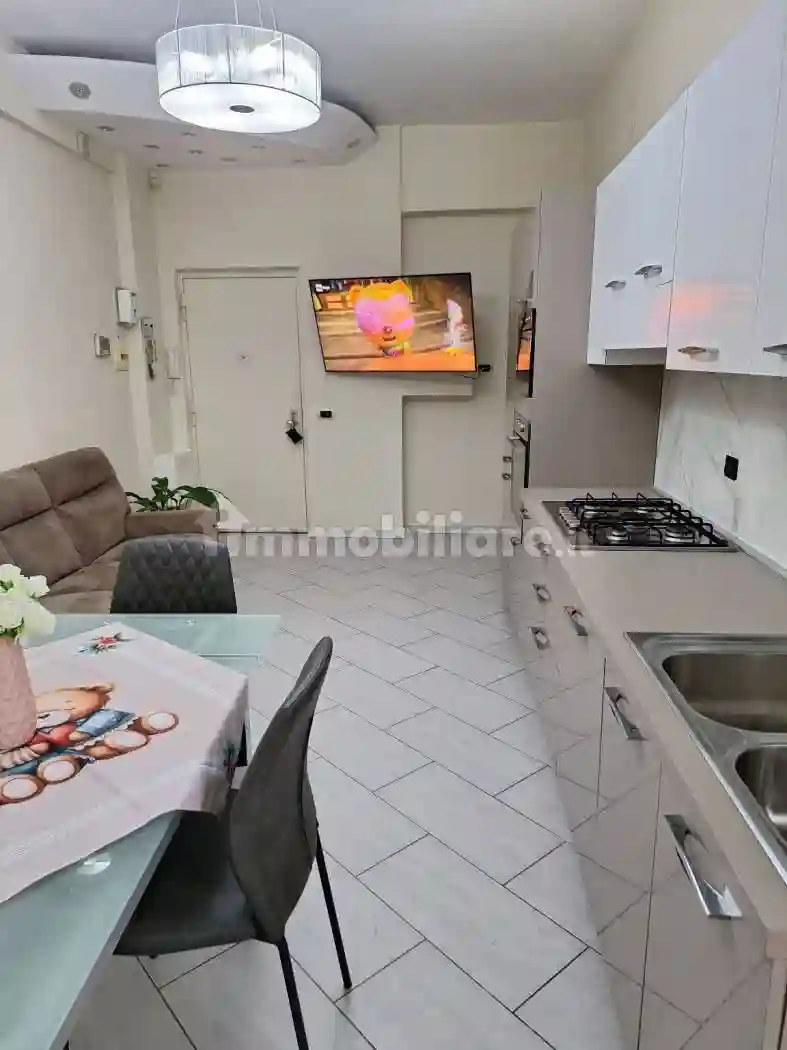 Trilocale via Nuova Poggioreale 128, Poggioreale, Napoli - foto 4