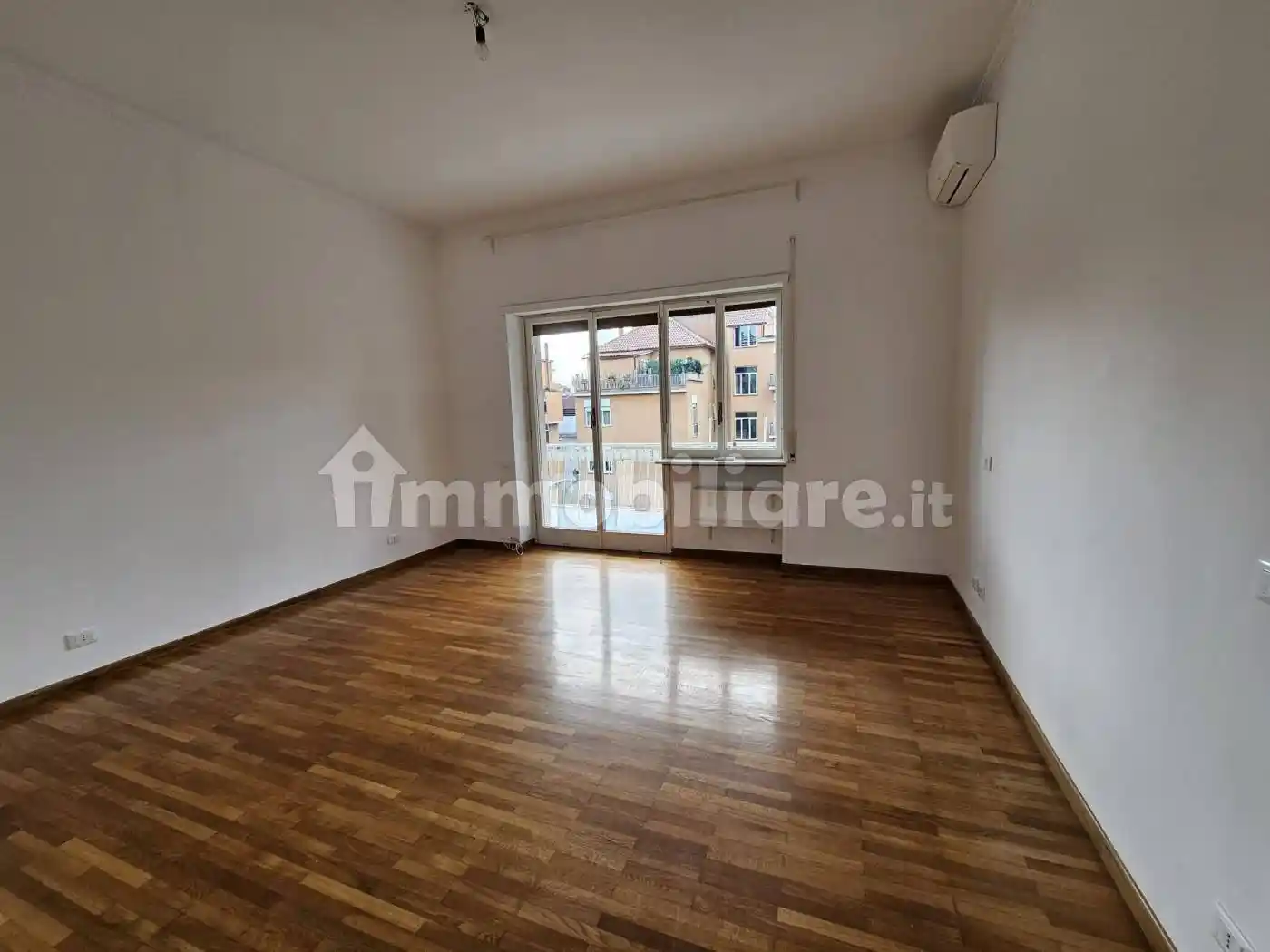 Trilocale via dei Colli della Farnesina 132, Camilluccia - Farnesina, Roma - foto 3