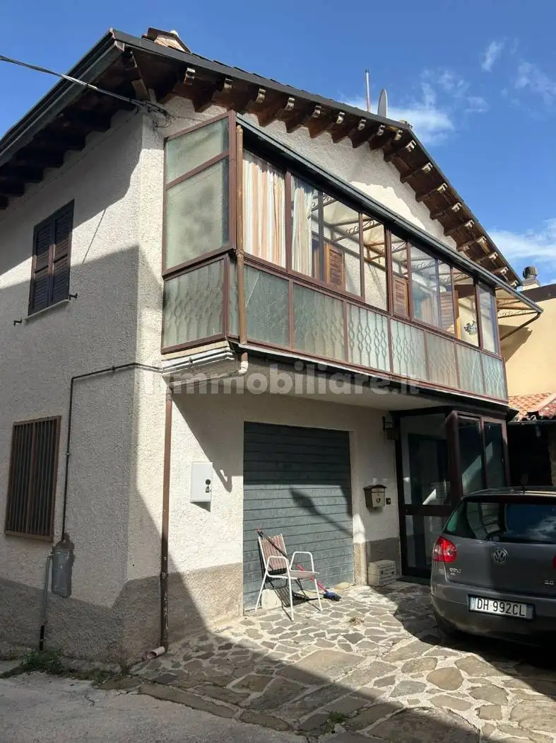 Terratetto unifamiliare via Lecco 17, Mascioni, Campotosto