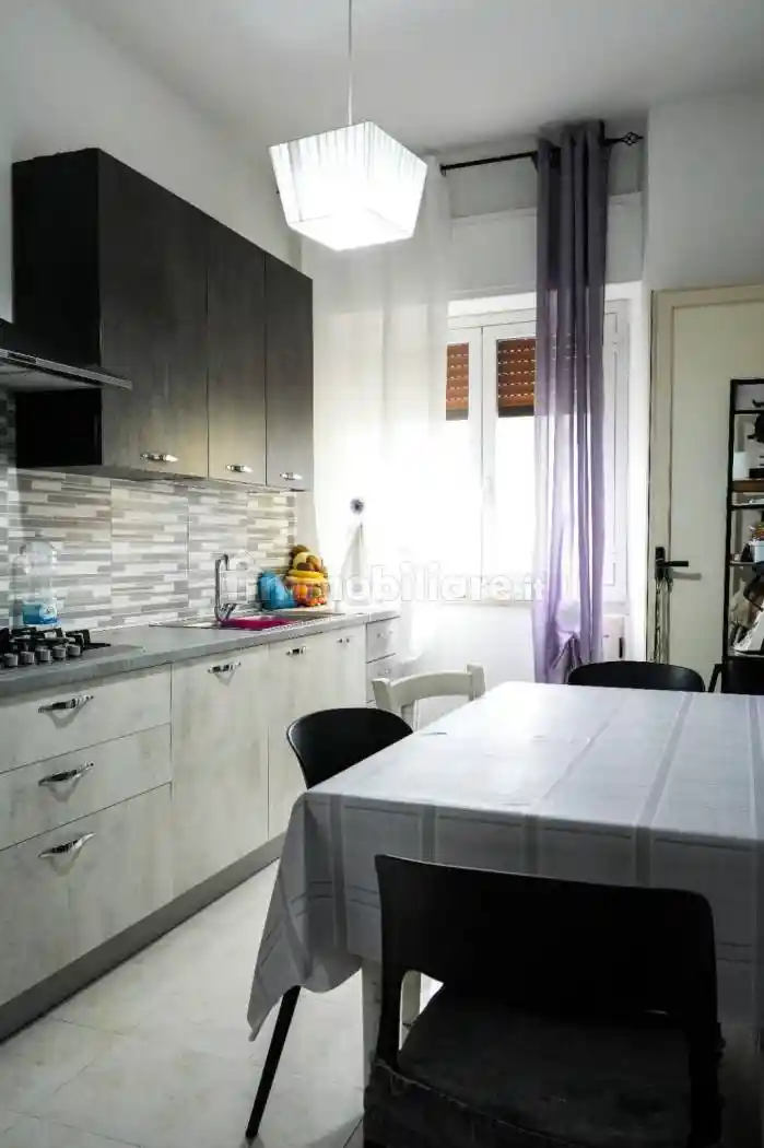 Trilocale via Dante Alighieri 26, Centro, Crotone - foto 2