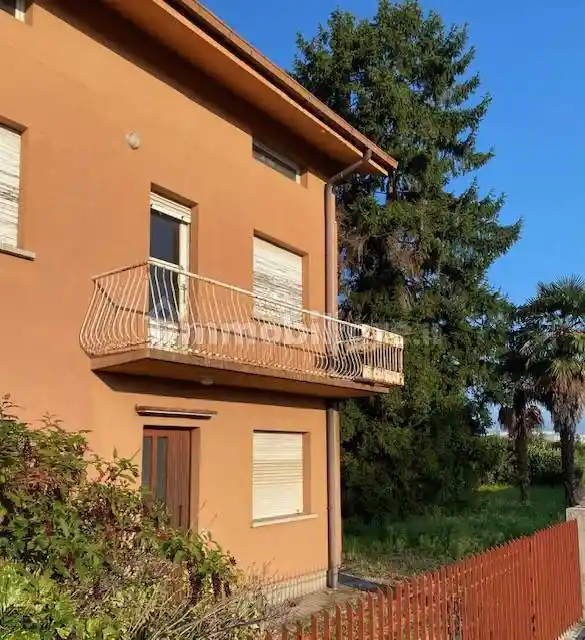 Villa in vendita a Reana del Rojale