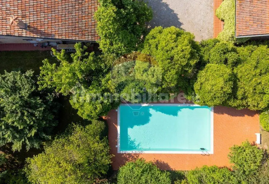 Villa in vendita a Valvasone Arzene