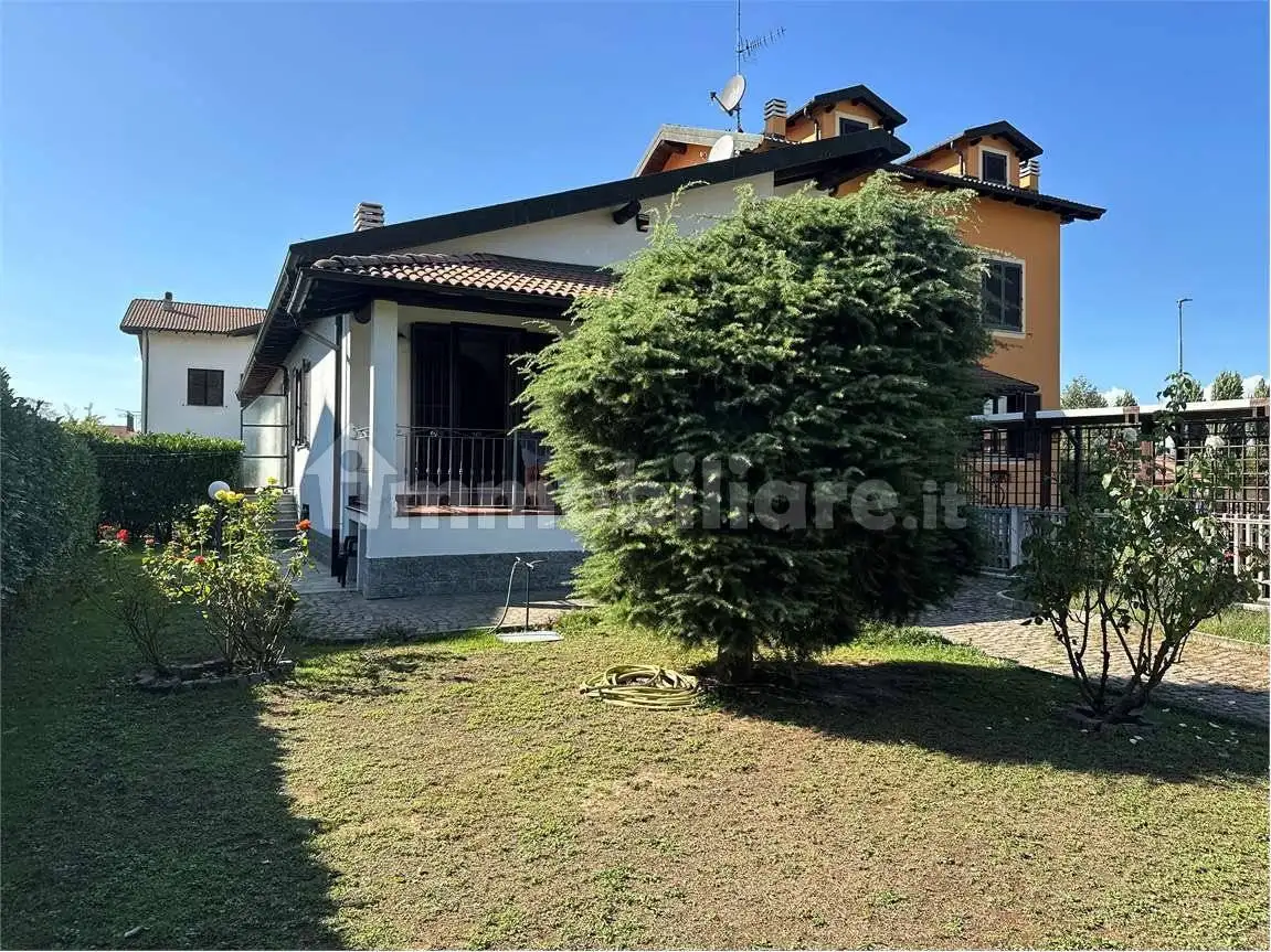Villa in vendita a Stazzano