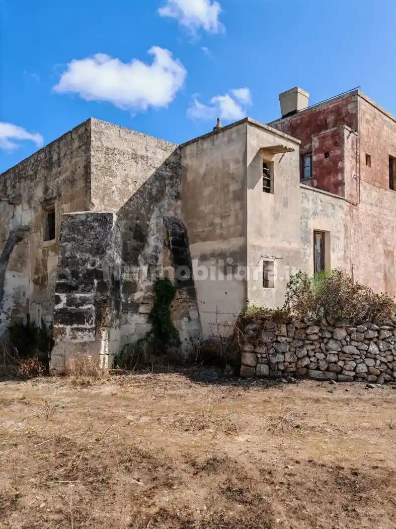 Rustico - Casale in vendita a Lecce