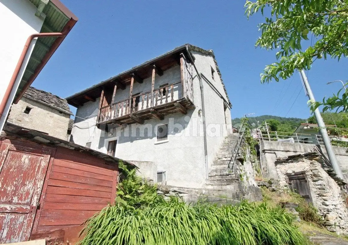 Casa indipendente in vendita a Bognanco