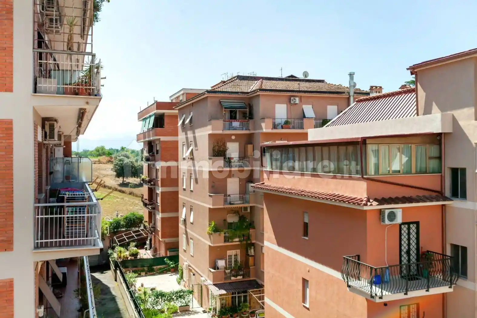 Quadrilocale buono stato, quarto piano, Appio Latino, Roma - foto 3