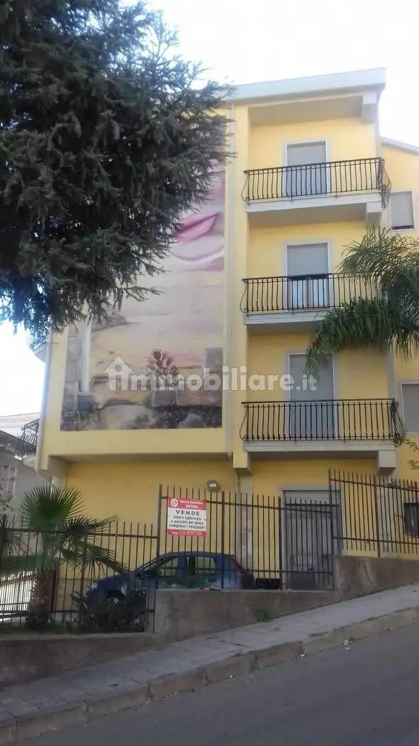 Palazzo - Edificio in Vendita - foto 2