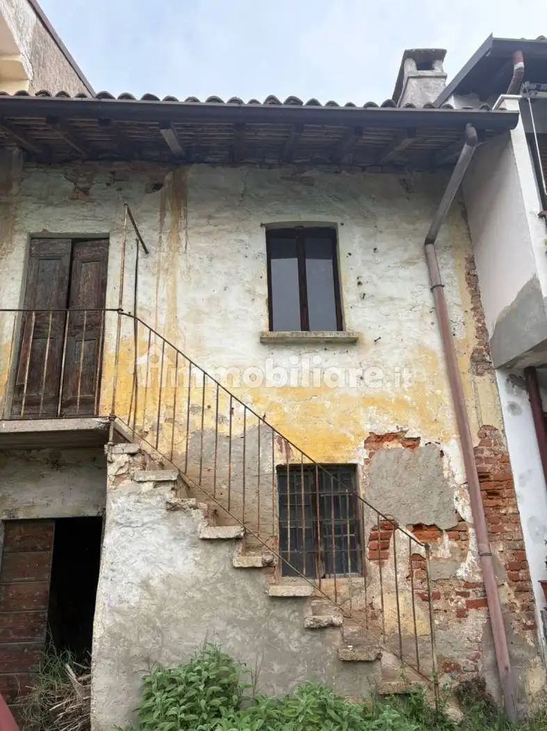 Rustico - Casale in vendita a Bubbiano