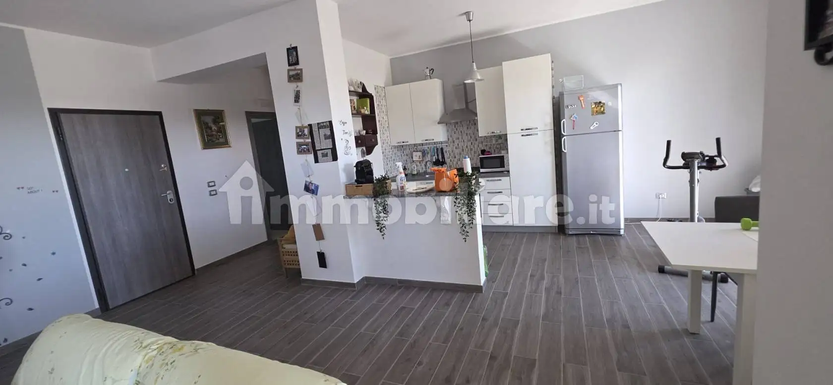 Palazzo - Edificio in vendita a Melito di Porto Salvo