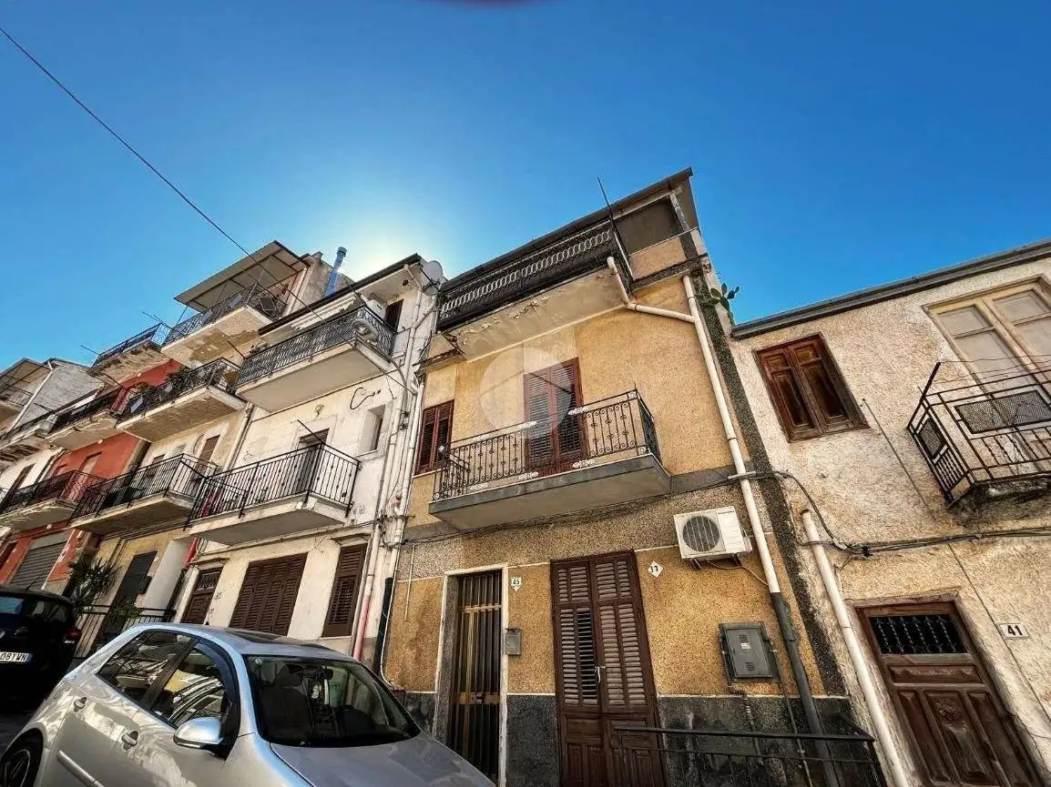 Palazzo - Edificio in vendita a Bolognetta