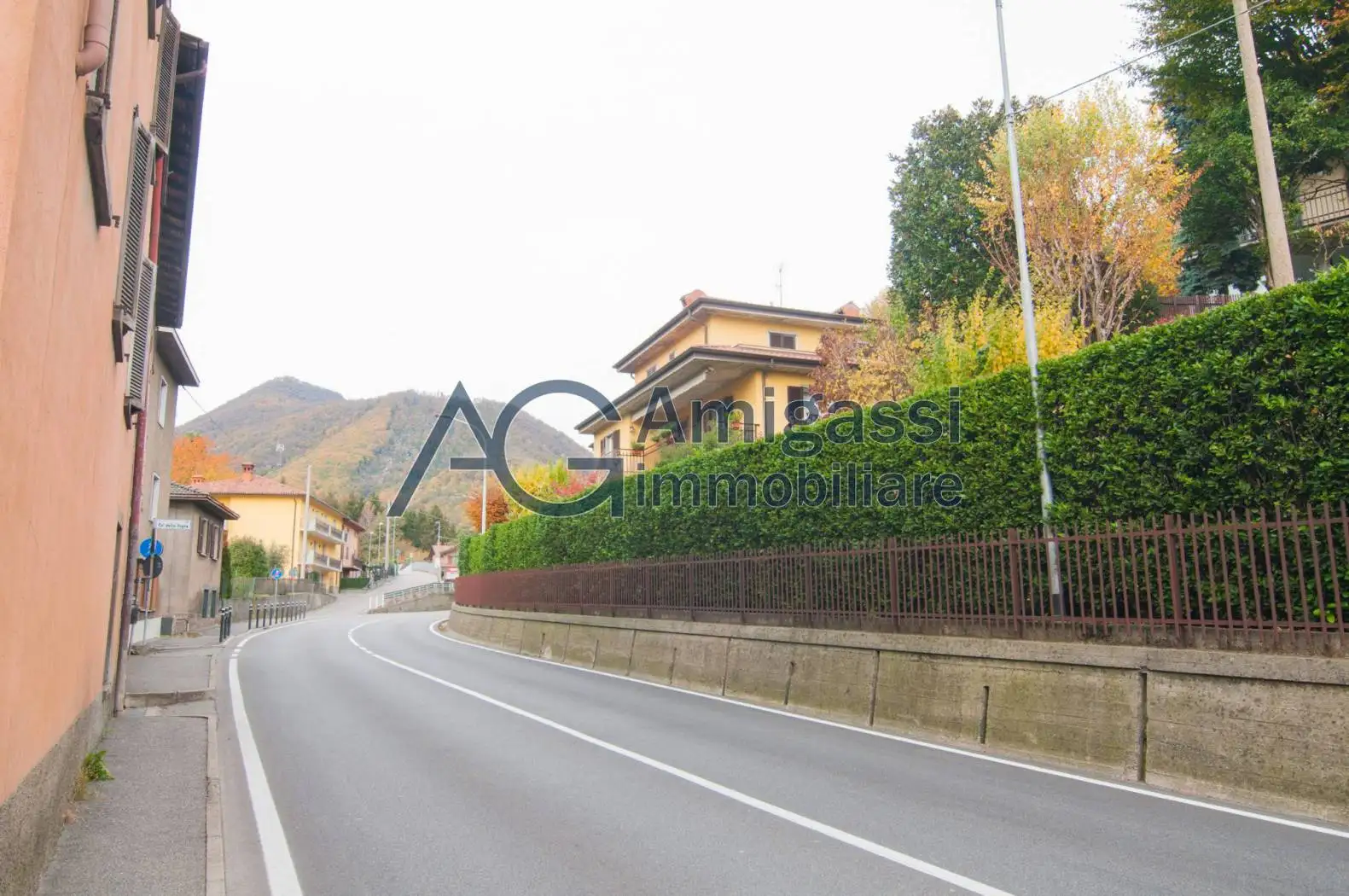 Trilocale via Martiri di Cefalonia, Centro, Almenno San Salvatore - foto 2