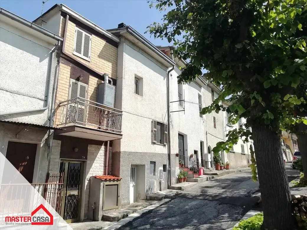 Appartamento in vendita a Pescosolido