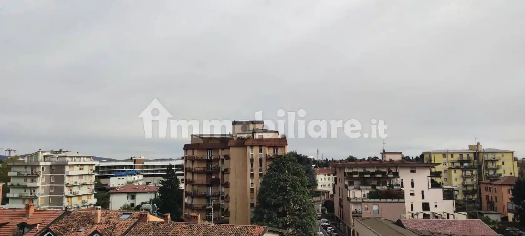 Quadrilocale via Borgo Santa Caterina 98, Corridoni, Bergamo - foto 2