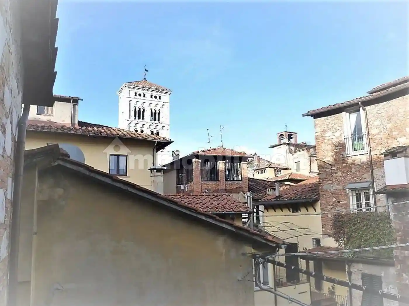 Appartamento in vendita a Lucca