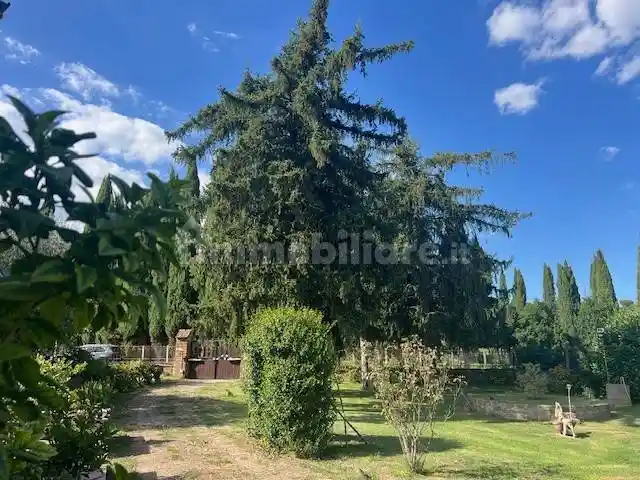 Villa in vendita a Sutri