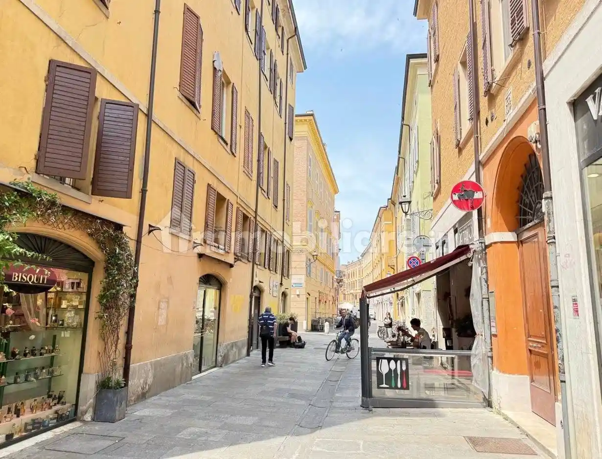 Appartamento in vendita a Modena