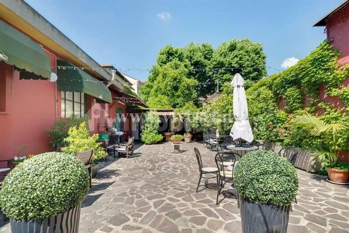 Palazzo - Edificio in Vendita - foto 3