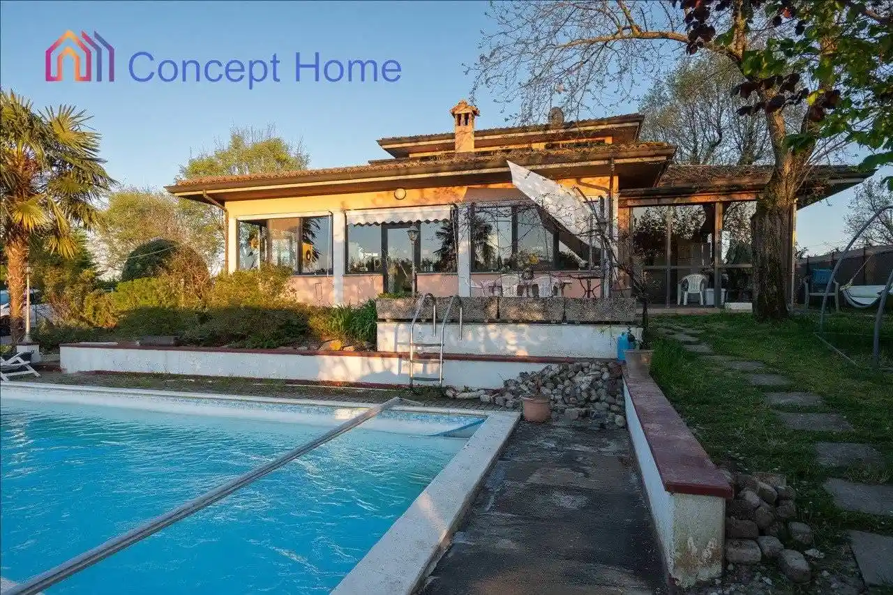 Villa in vendita a Sala Baganza