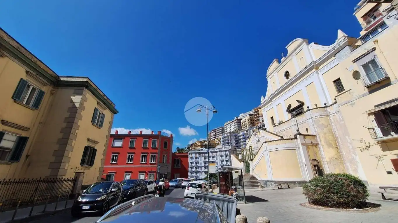 Appartamento in vendita a Napoli