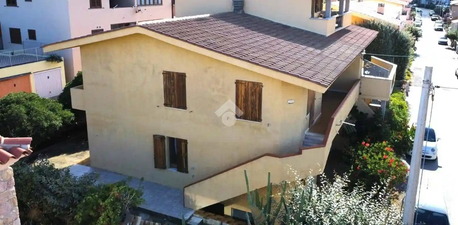 Appartamento in vendita a Trinità d'Agultu e Vignola