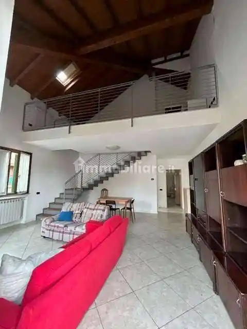 Quadrilocale via matteotti, Centro, Castronno - foto 2