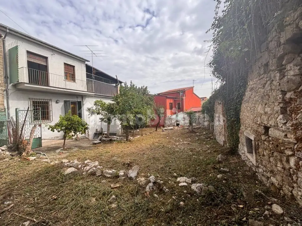 Casa indipendente in vendita a Grottaminarda