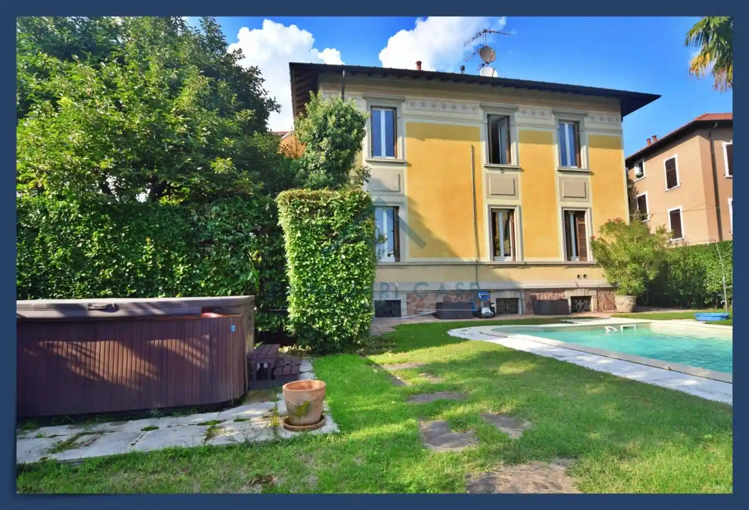 Villa bifamiliare via Ugo Bassi, Casbeno, Varese - foto 4