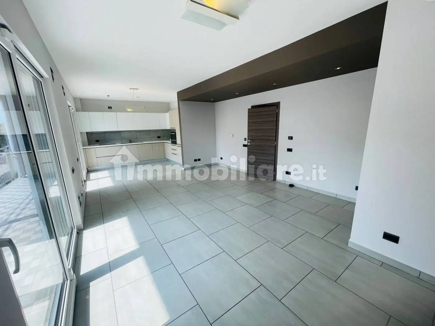 Trilocale via ai Prati 12, Bulgarograsso - foto 3