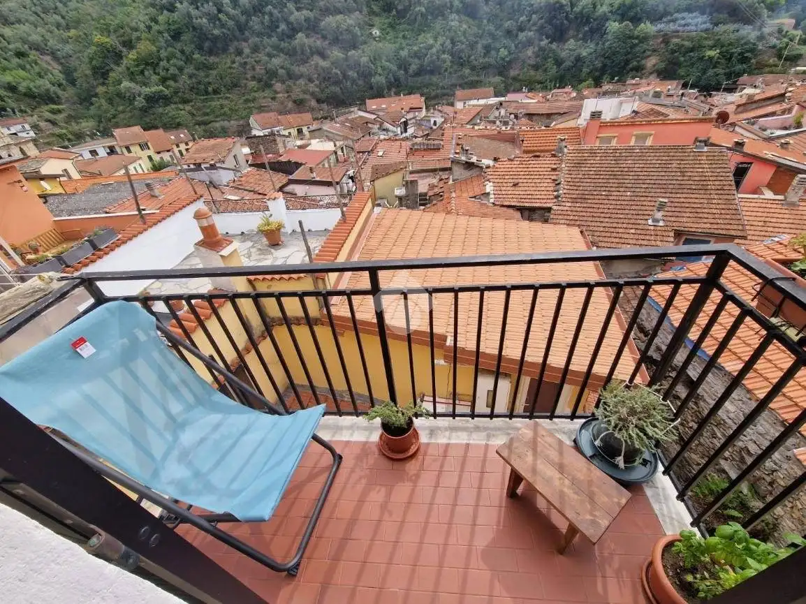 Appartamento in vendita a Badalucco