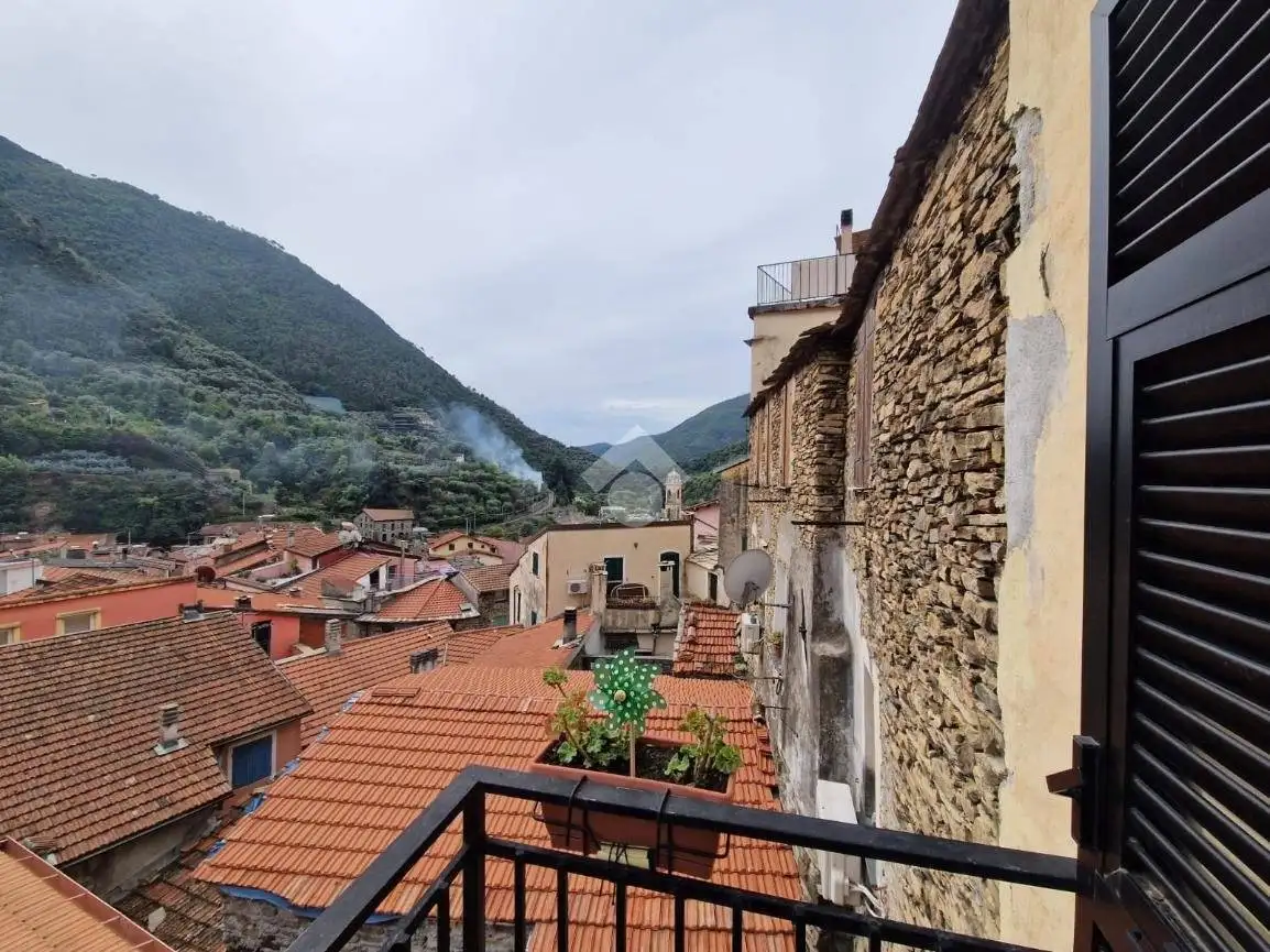 Quadrilocale via Magenta 34, Centro, Badalucco - foto 4