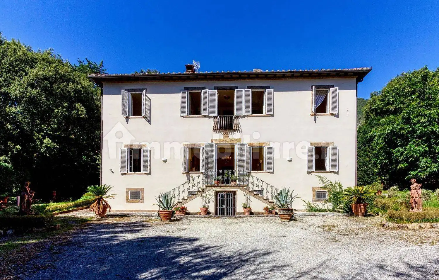 Villa in vendita a Lucca
