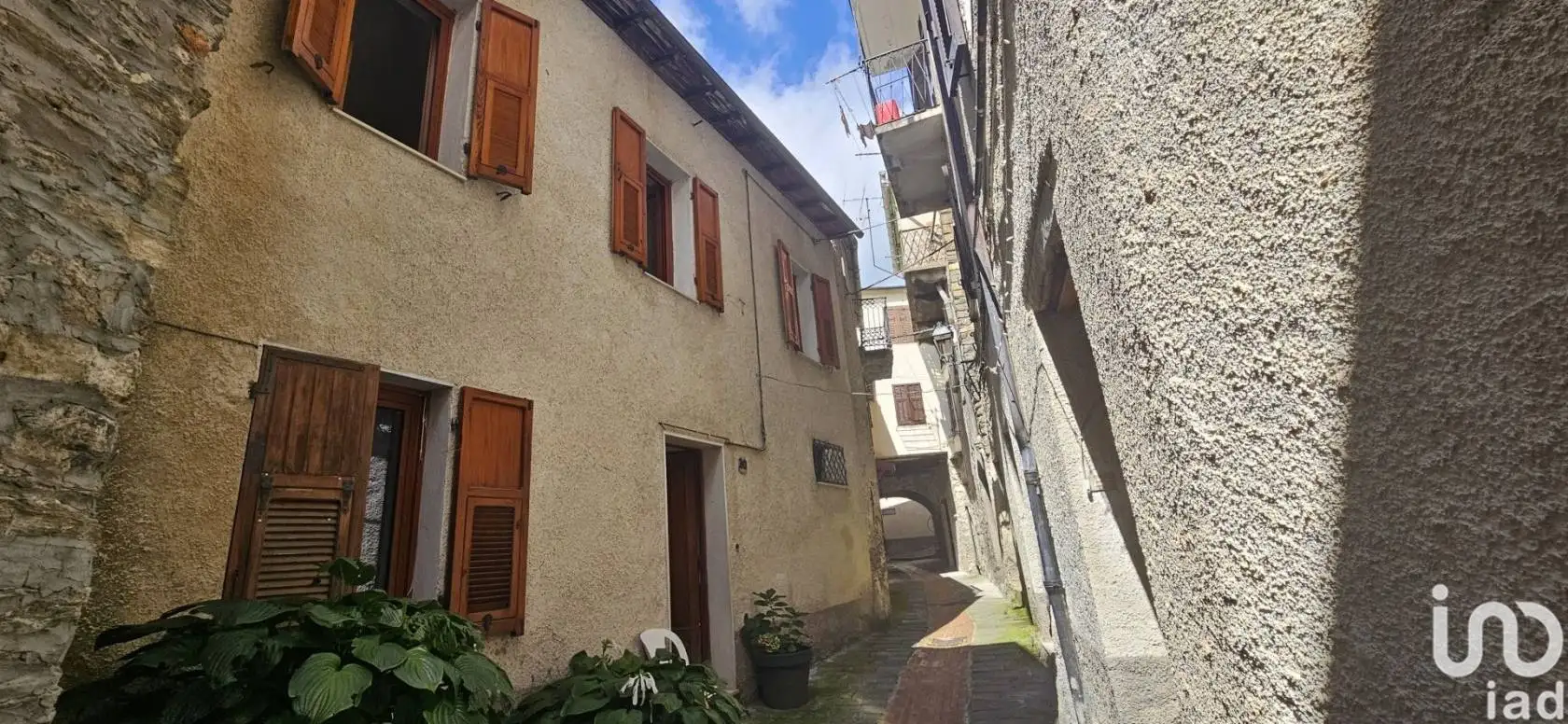 Casa indipendente in vendita a Cosio d'Arroscia