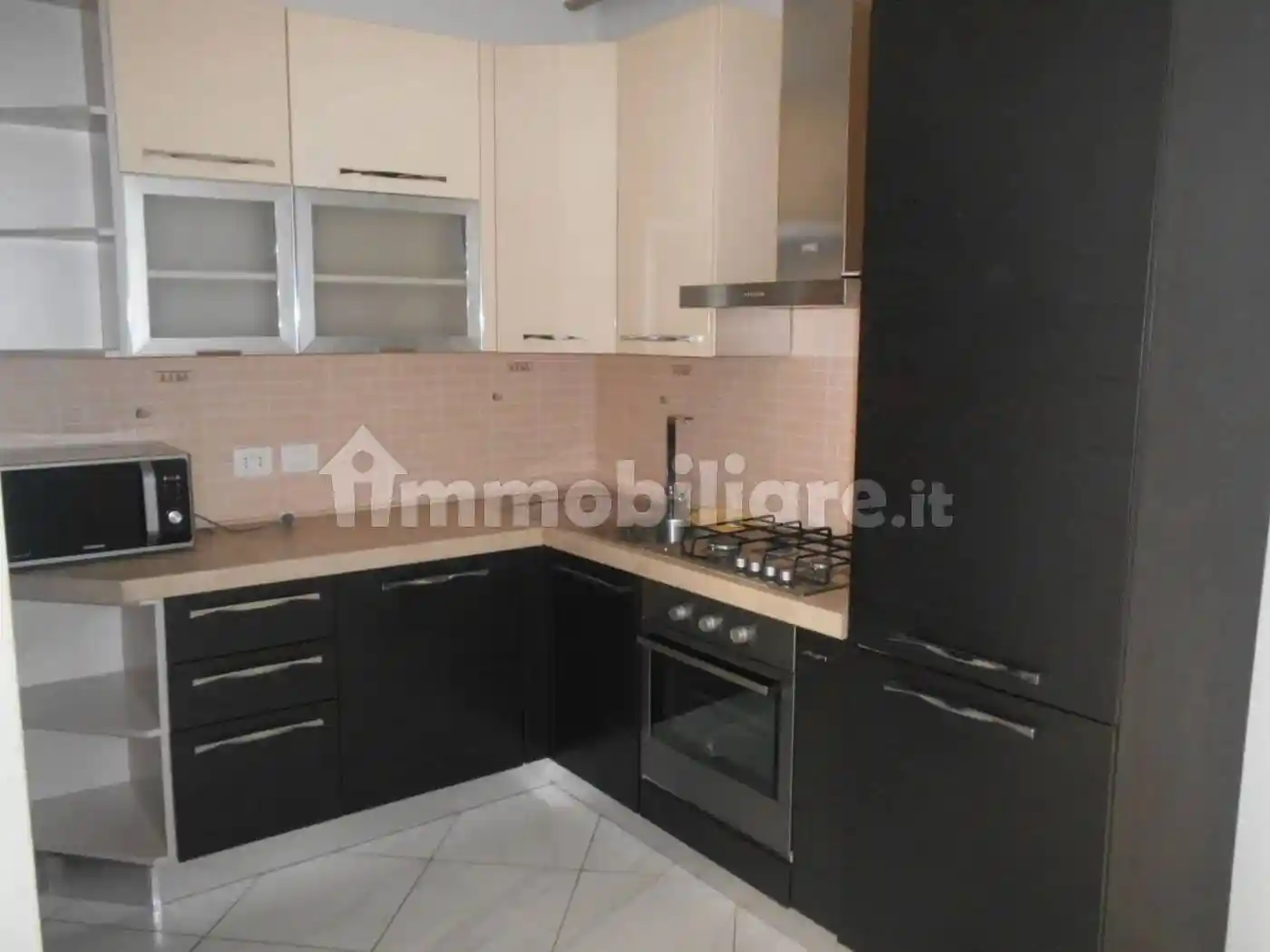 Bilocale Neighbourhood: Principe Umberto, Centro Storico, Messina - foto 3