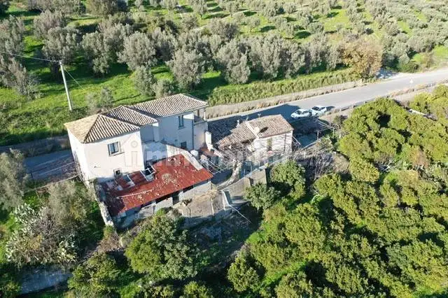 Rustico - Casale in vendita a Squillace
