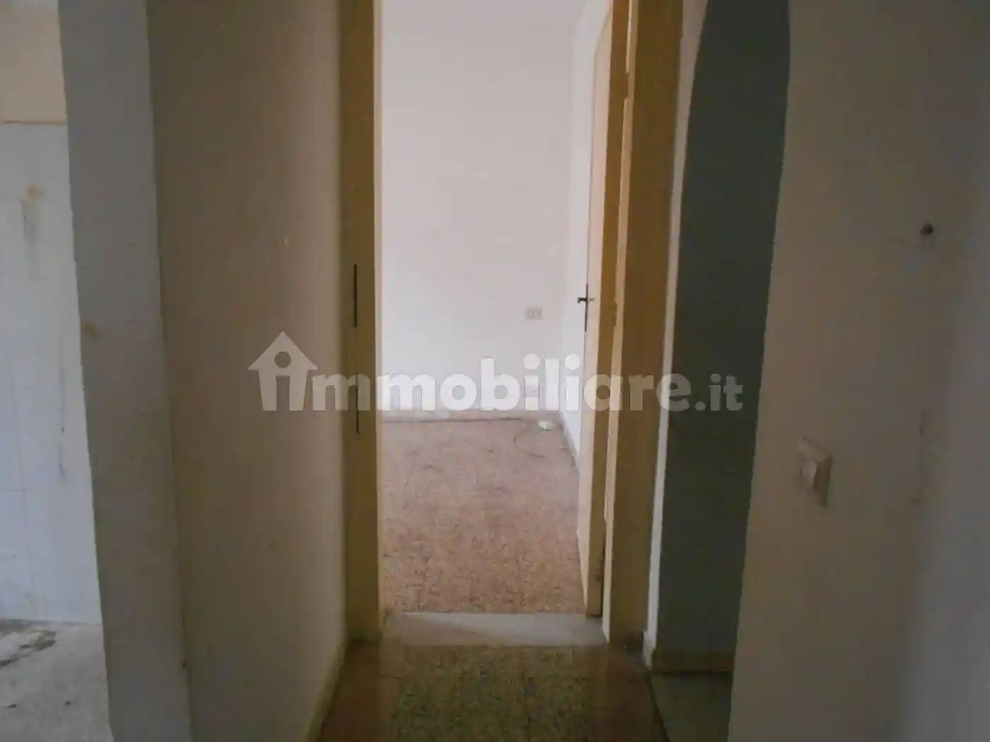 Villa unifamiliare quartiere Villa Dante - quartiere Americano, Quartiere Lombardo, Messina - foto 3