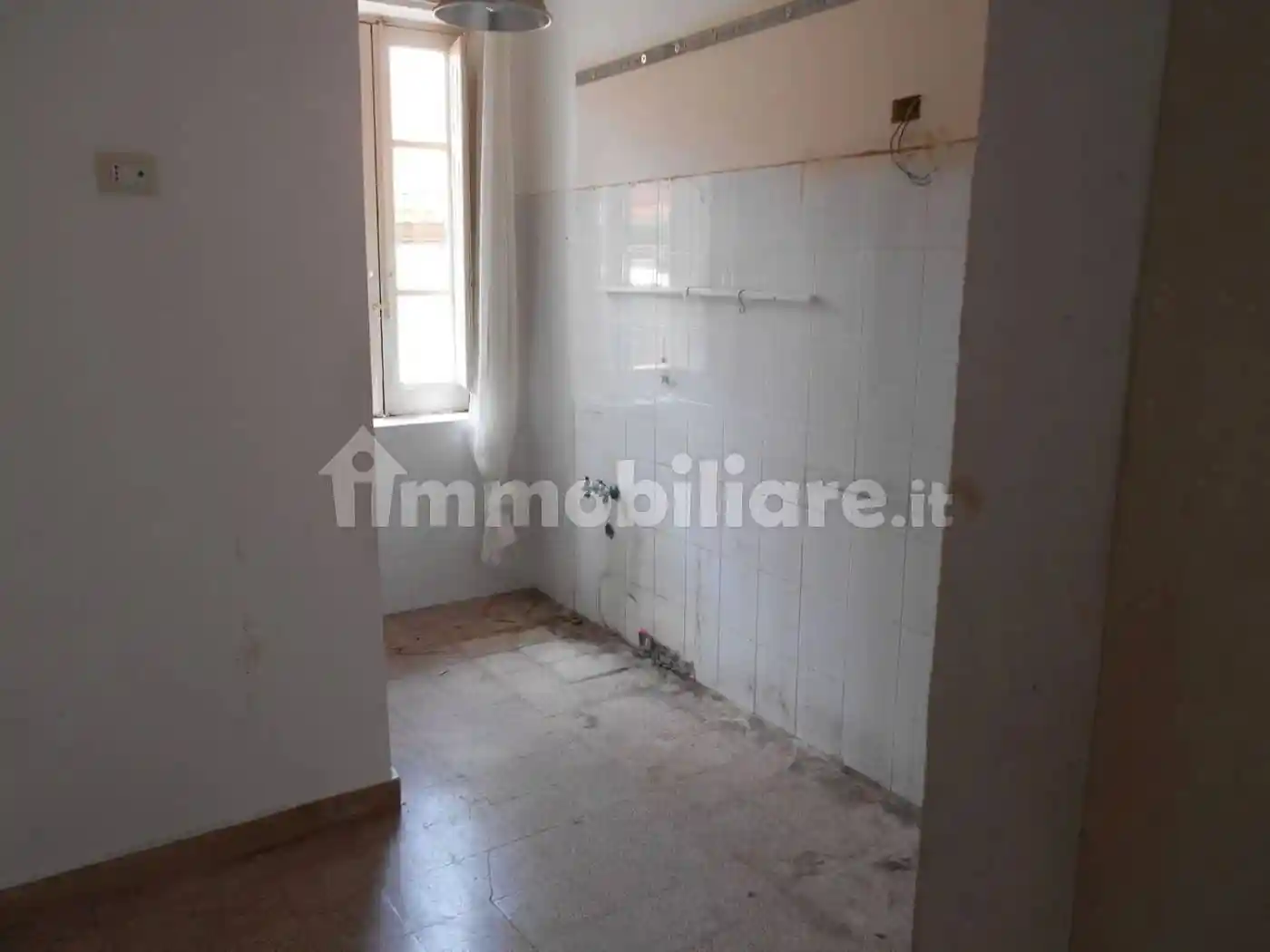 Villa unifamiliare quartiere Villa Dante - quartiere Americano, Quartiere Lombardo, Messina - foto 4