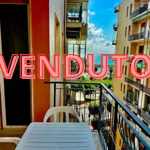 Appartamento in vendita a Borghetto Santo Spirito