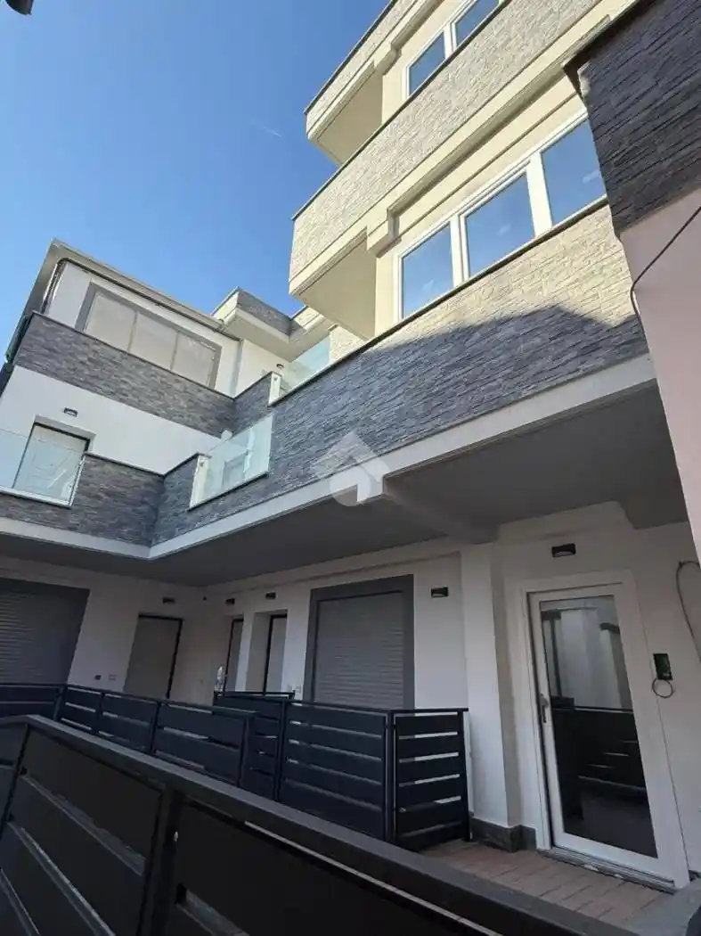 Appartamento in vendita a Guidonia Montecelio