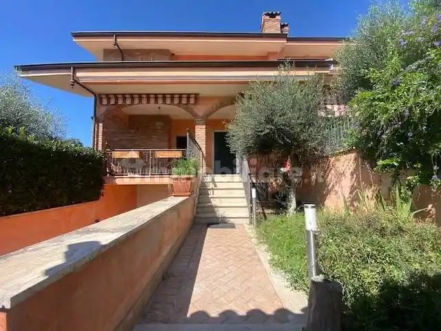 Villetta a schiera in vendita a Marcellina