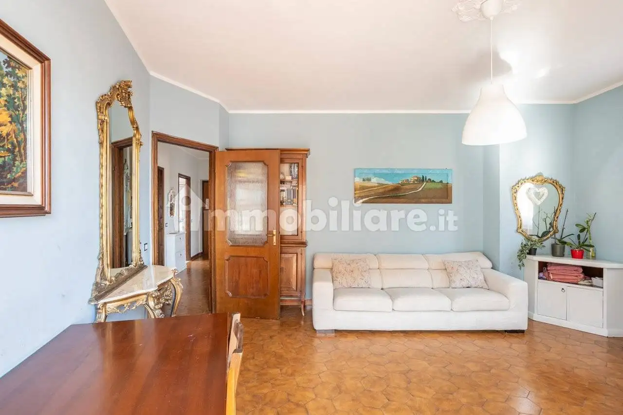 Quadrilocale via Roma 37, Centro, Caraglio - foto 4