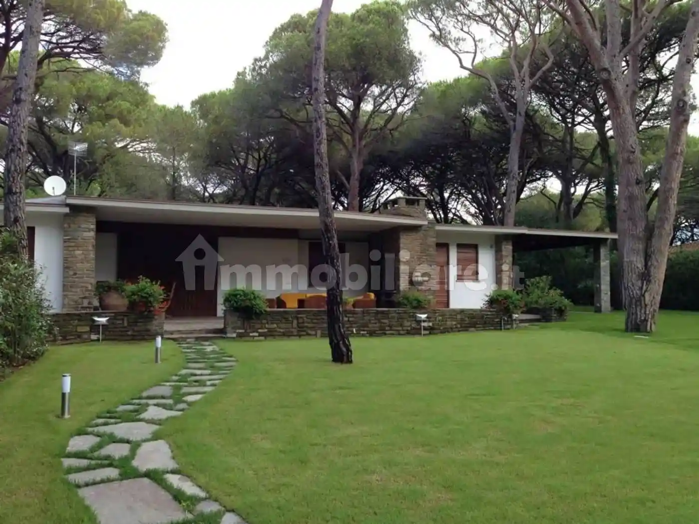 Villa unifamiliare Pineta Di Roccamare, 104, Rocchette, Roccamare, Riva del Sole, Castiglione della Pescaia - foto 3