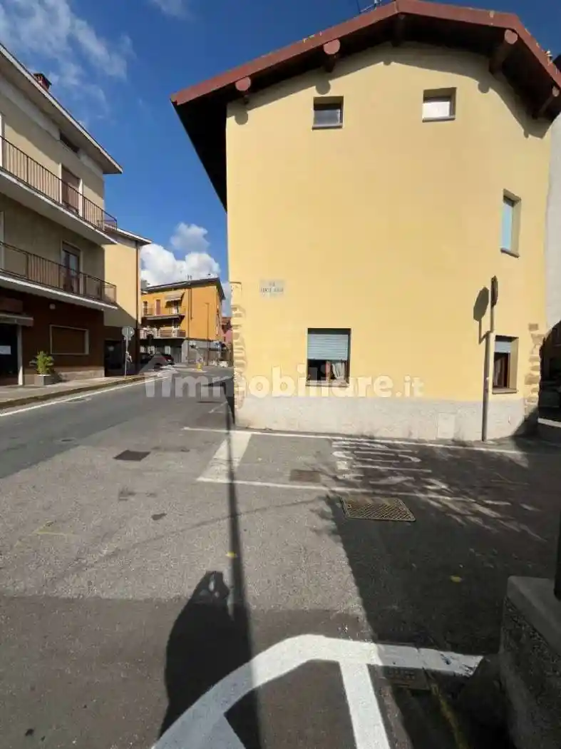 Appartamento in vendita a Curno