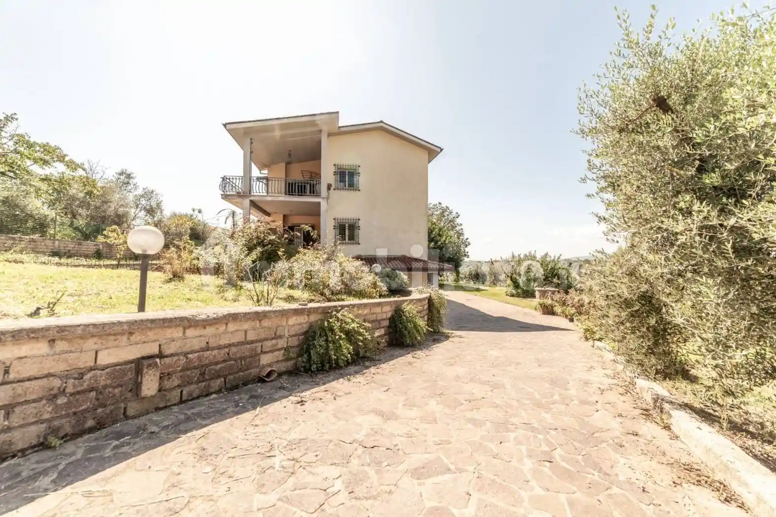 Casa indipendente in vendita a Cave