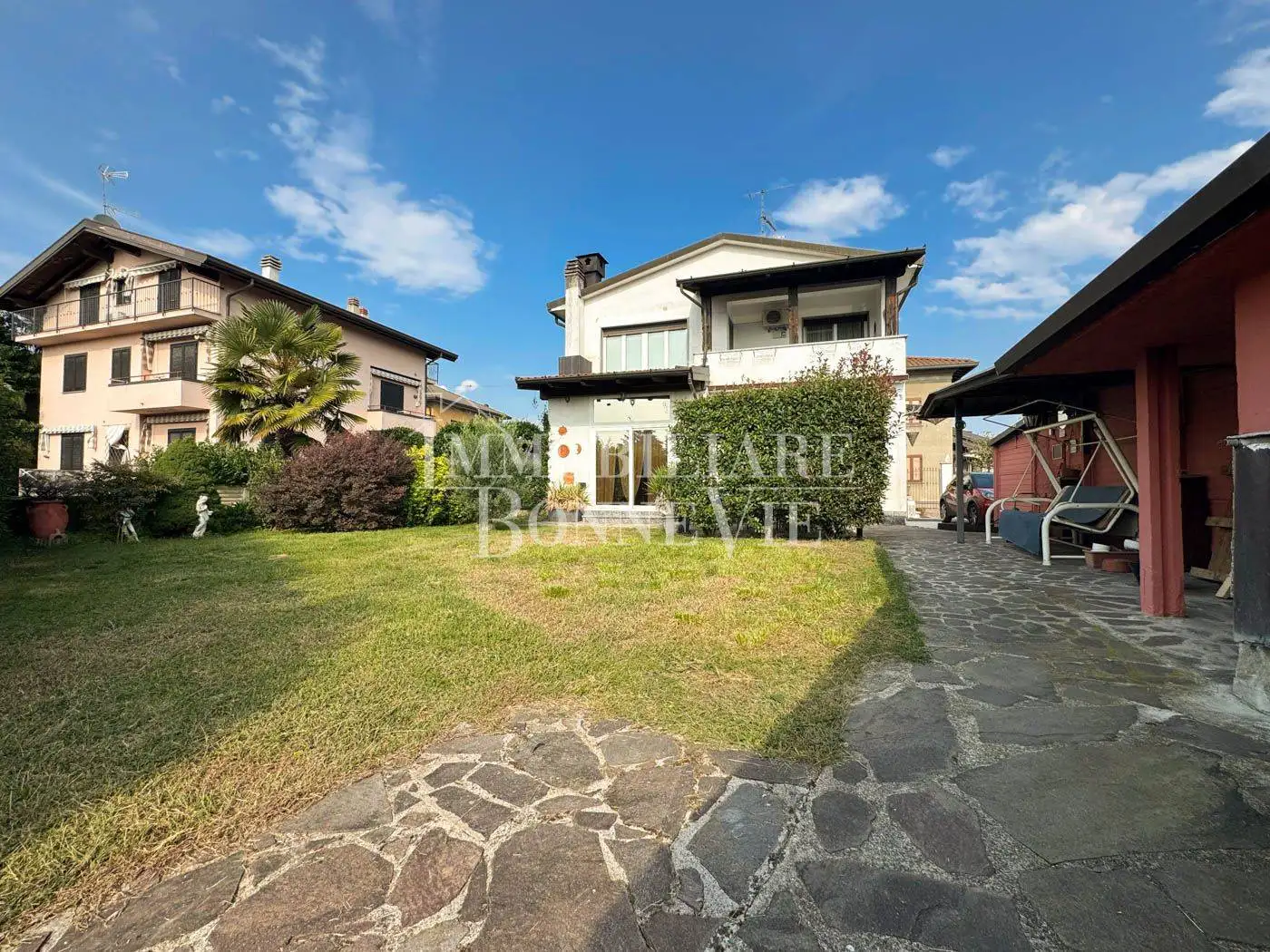 Villa in vendita a Vertemate con Minoprio